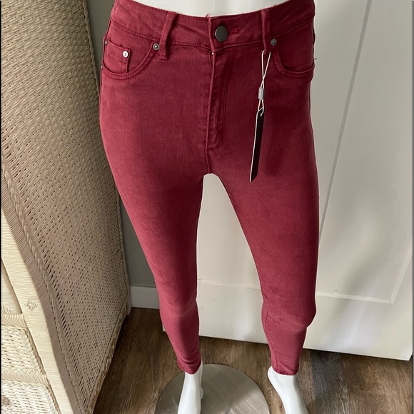 Tractr Skinny Pants - Picture 1 of 6